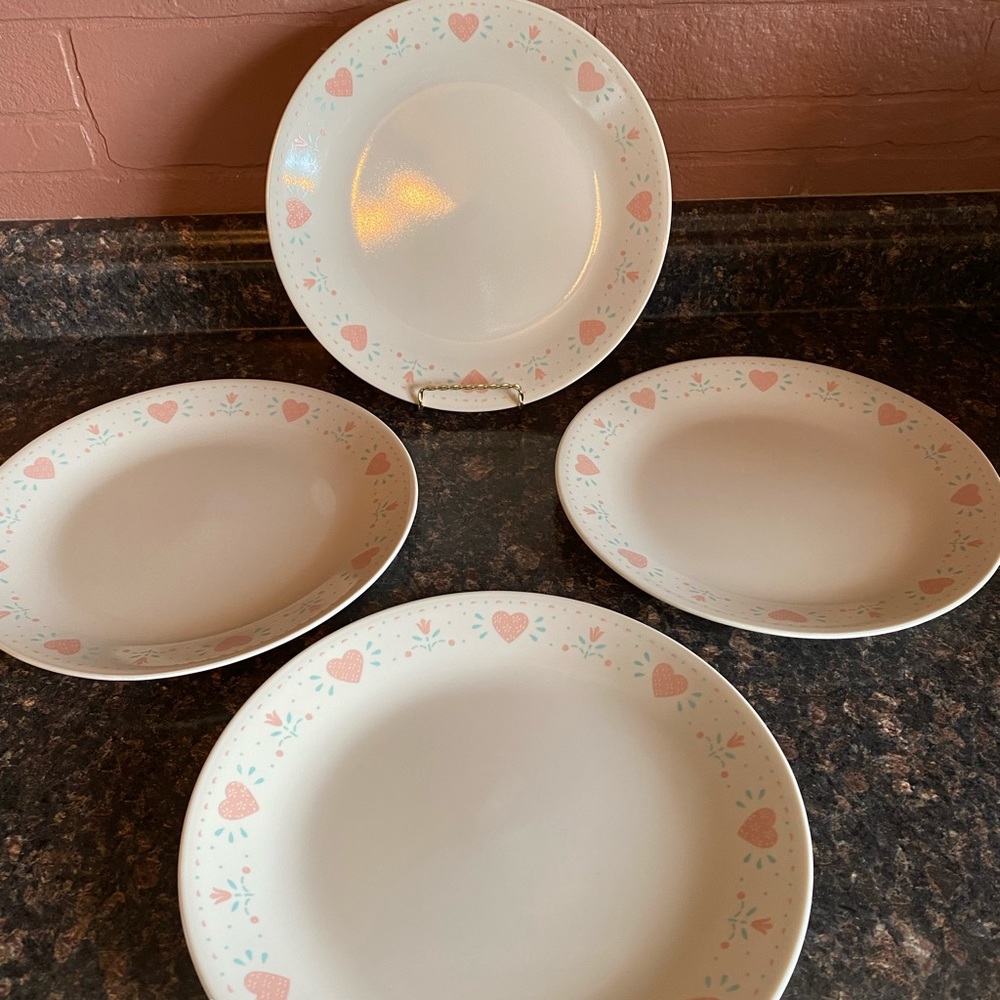 Set of 4 Corelle Forever Yours Dinner plates 10 1/4”
